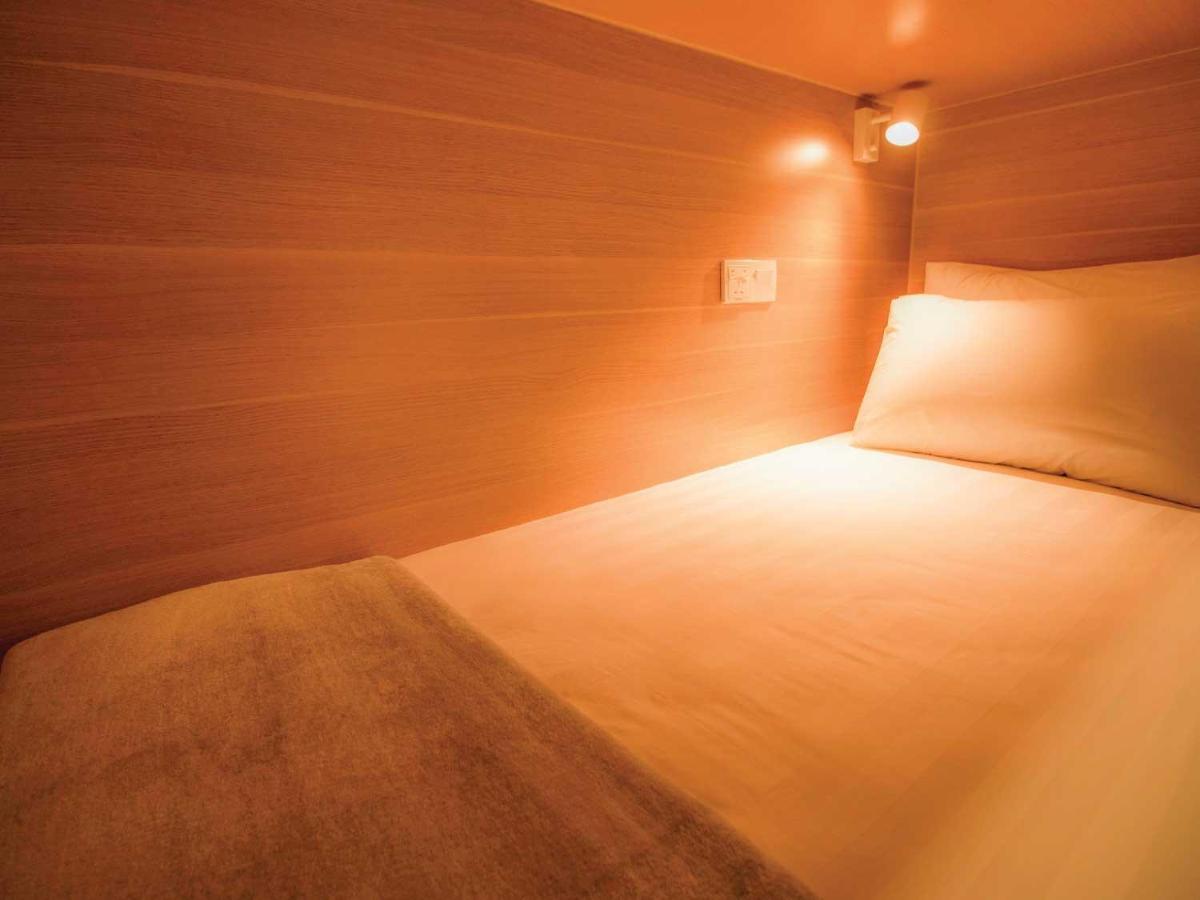 Hexa Hotel & Backpackers Capsules Bukit Bintang Kuala Lumpur Esterno foto